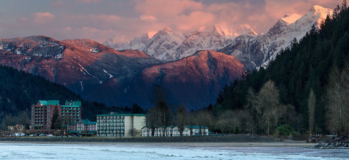 Panoramic view of   Harrison Hot Springs & Aggazis
